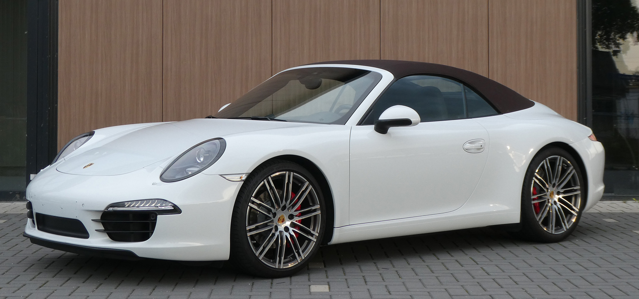 Porche 911 Carrera S Cabrio Sven Exclusive Carecare_Hoofd